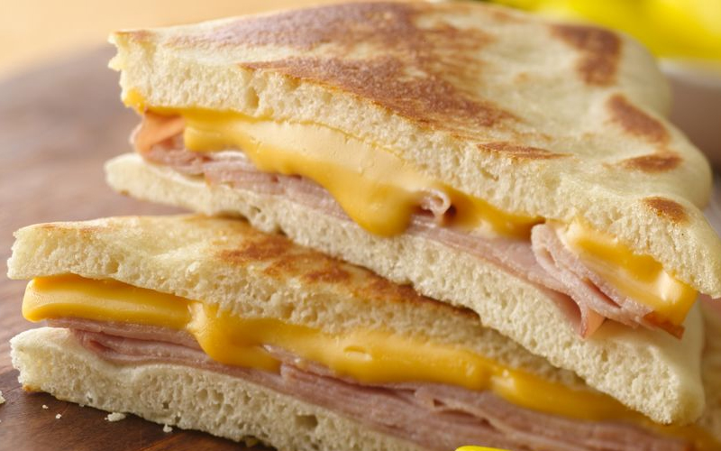 Specialty Sandwich – Metropolitan Cafe and Deli